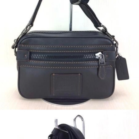 Coach Academy Crossbody Bag. - Picture 6 of 8